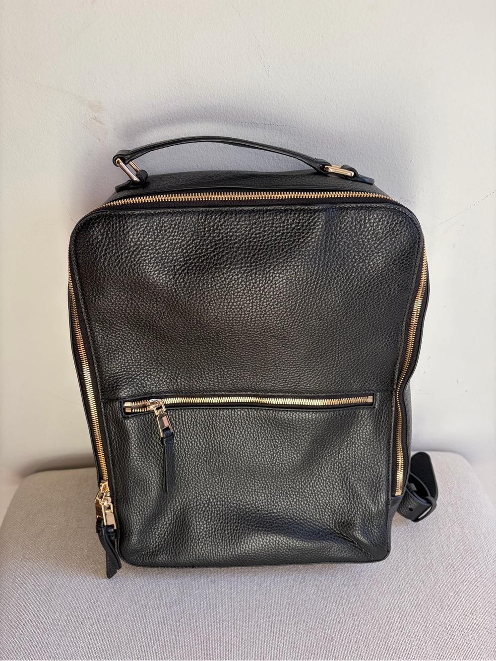 QUINCE Marlow Black Leather Laptop Backpack Bag - Picture 3 of 7